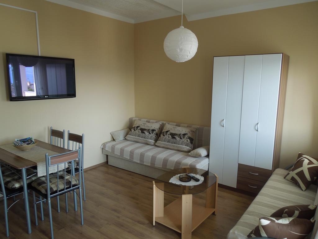 Apartments Meleh Crikvenica Habitación foto