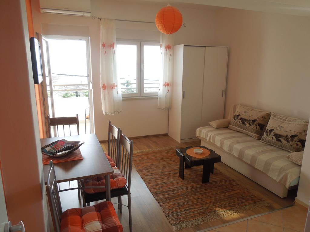 Apartments Meleh Crikvenica Habitación foto